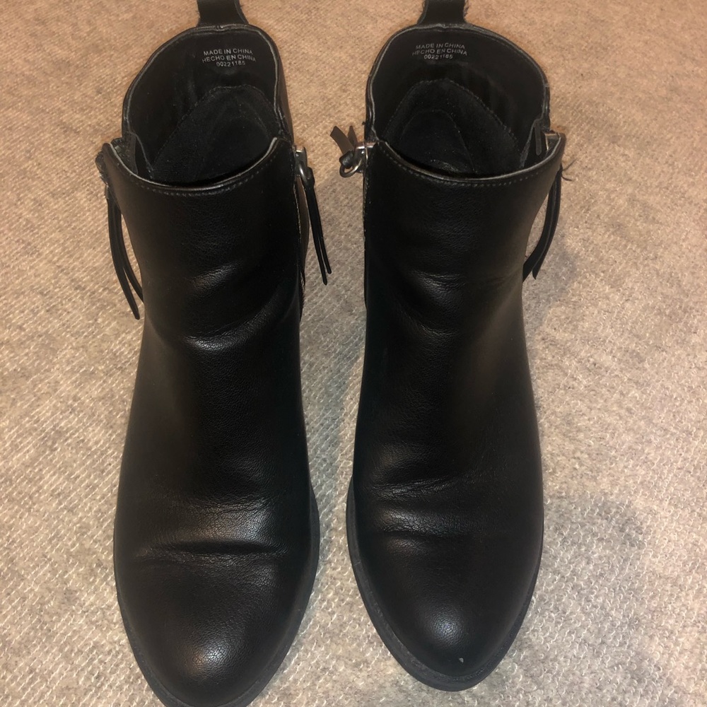 Black booties - Picture 3 of 4